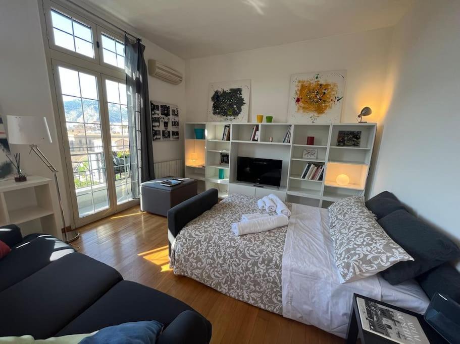 Politeama Suite In The Heart Of The City Palermo Dış mekan fotoğraf